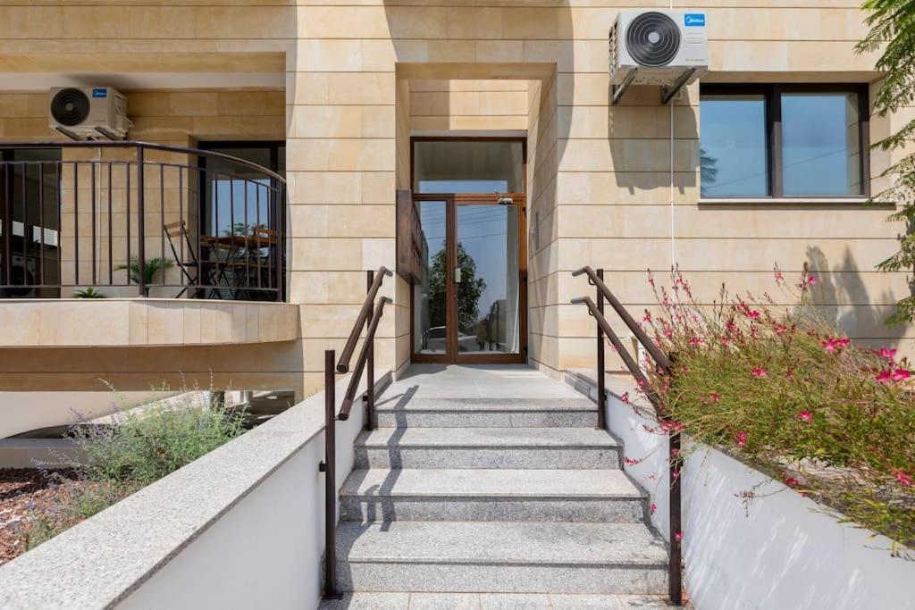 Epicurian Residence Nicosia Exteriör bild