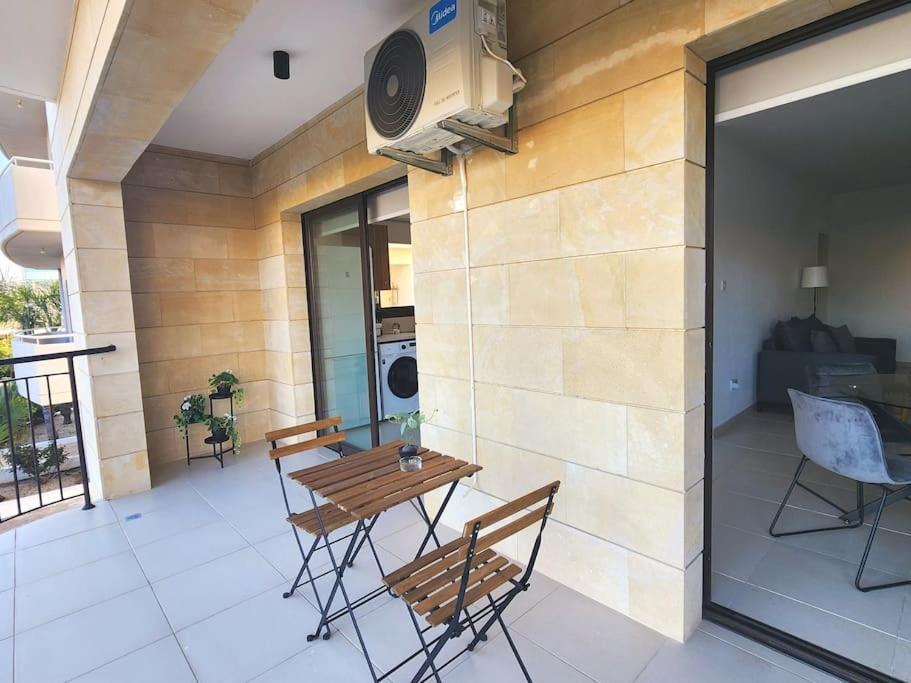 Epicurian Residence Nicosia Exteriör bild